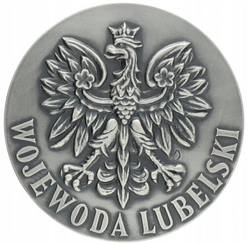 medal wojewody lubelskiego dla 5 LO w Lublinie z okazji 70 lecia Szkoły